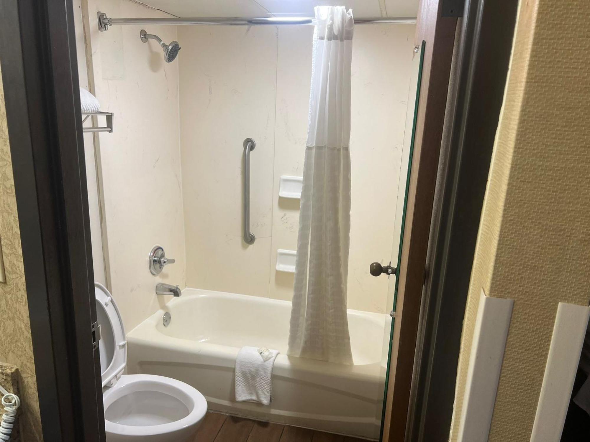 Quality Inn Columbus, Ms Eksteriør bilde