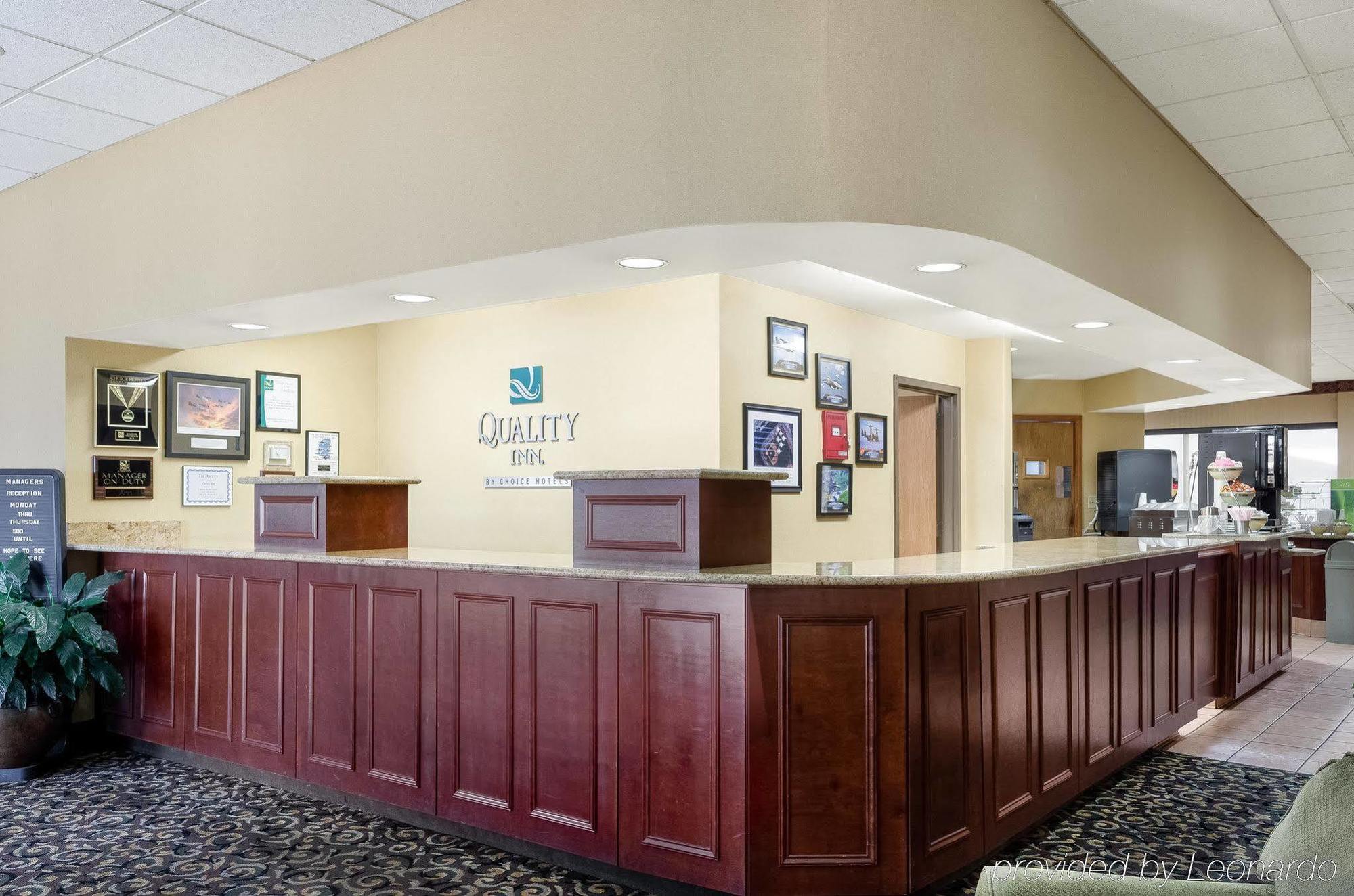 Quality Inn Columbus, Ms Eksteriør bilde