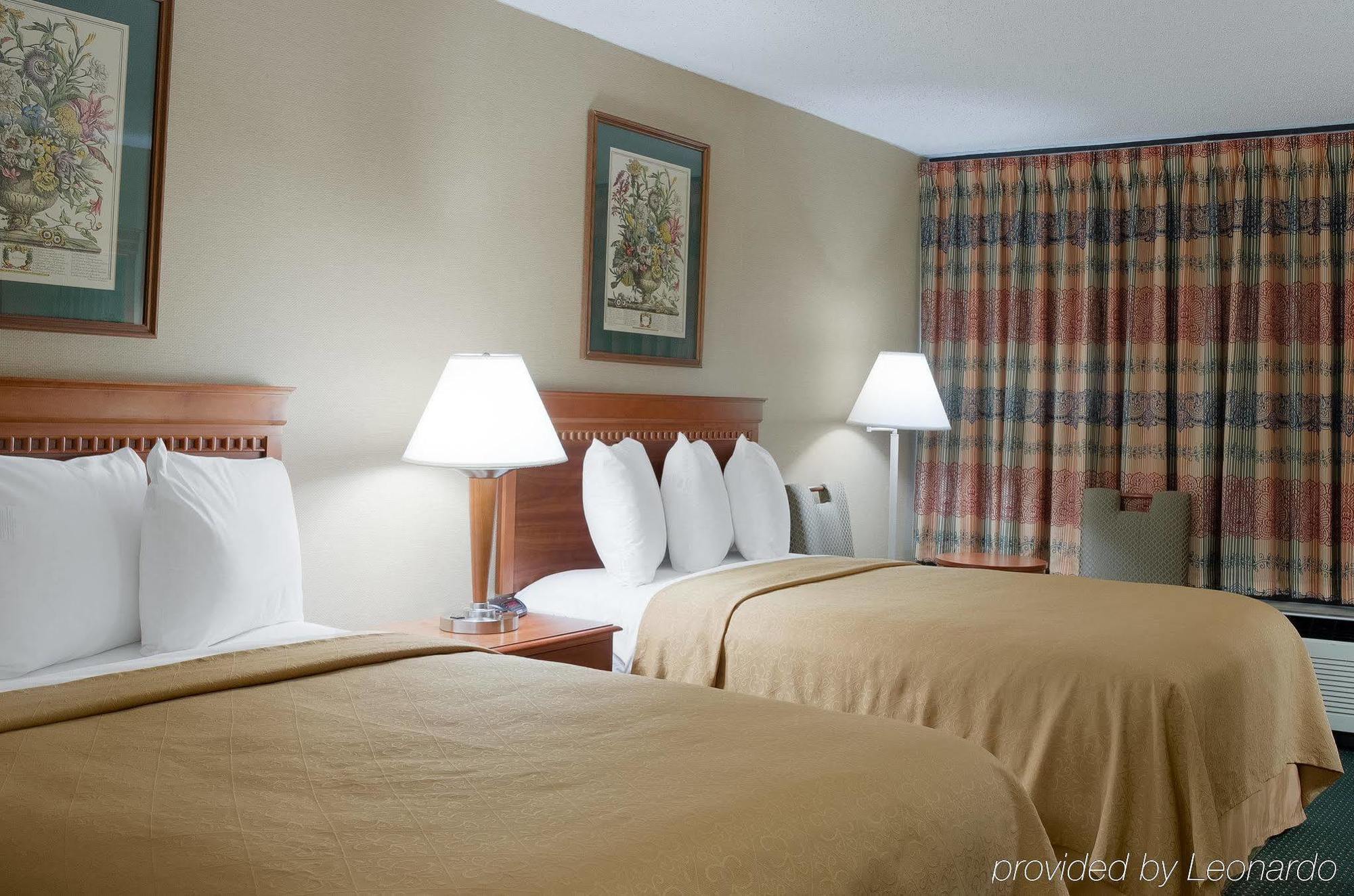 Quality Inn Columbus, Ms Eksteriør bilde